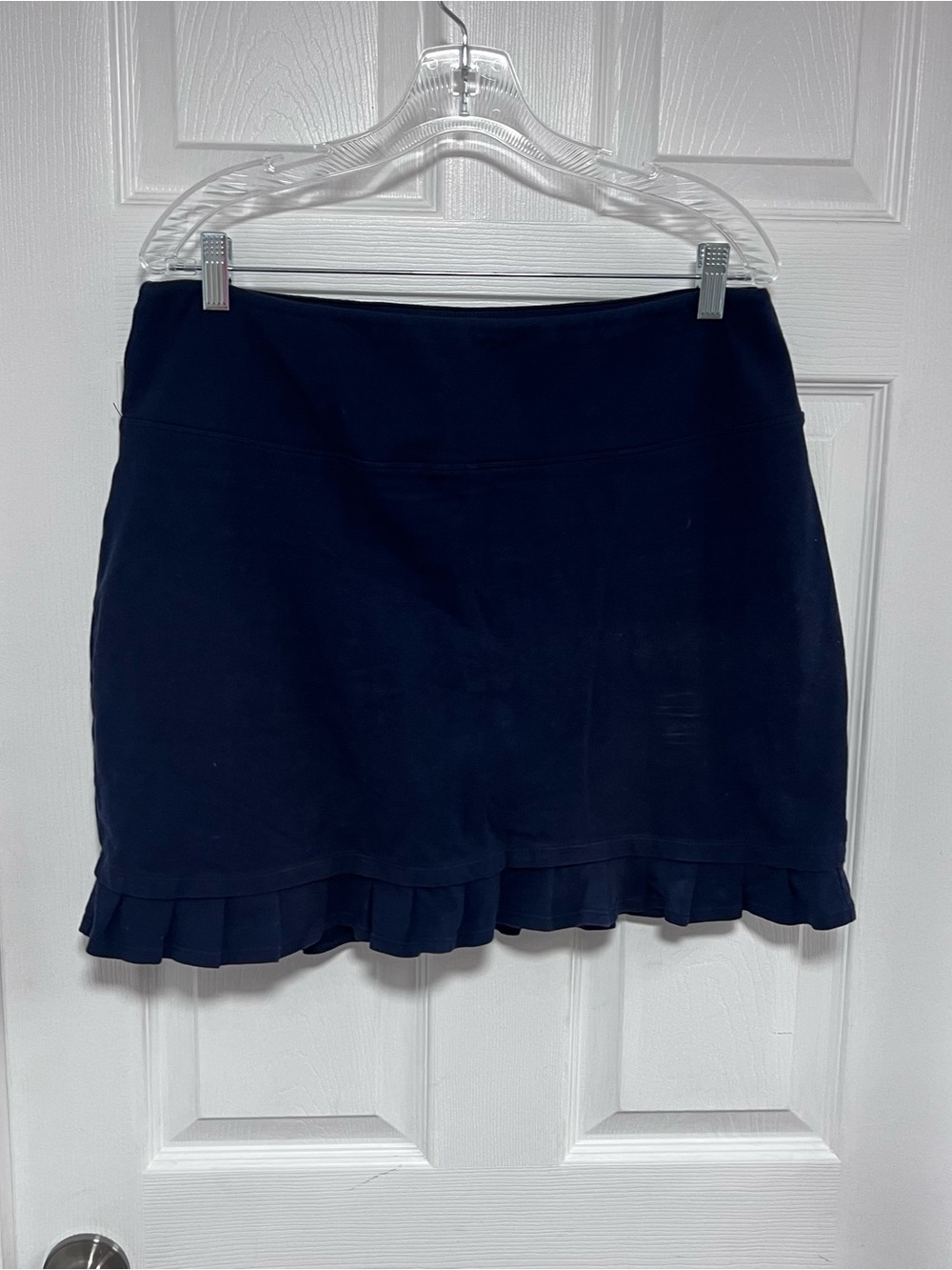 Slender Shapes Women’s Navy Ruffled Hem Skort Size XL